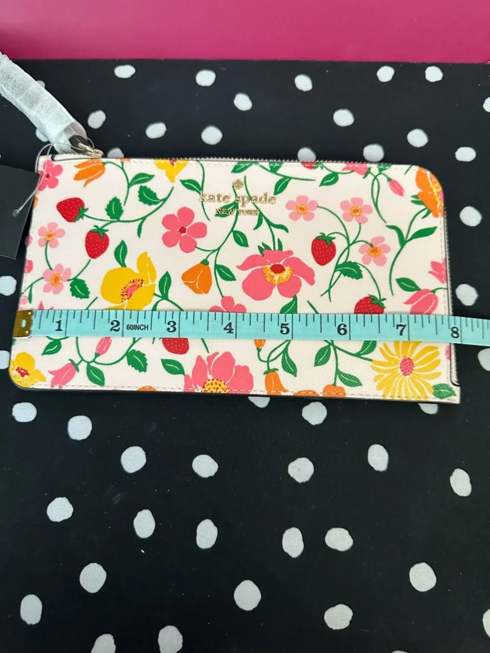 BNWT Kate Spade Lucy Wristlet Wallet Floral print